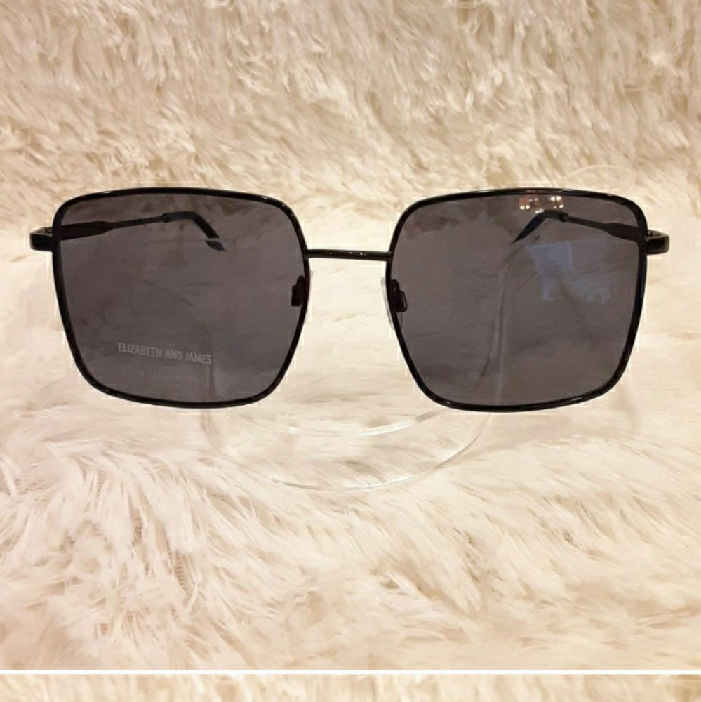 Elizabeth & James black sunglasses